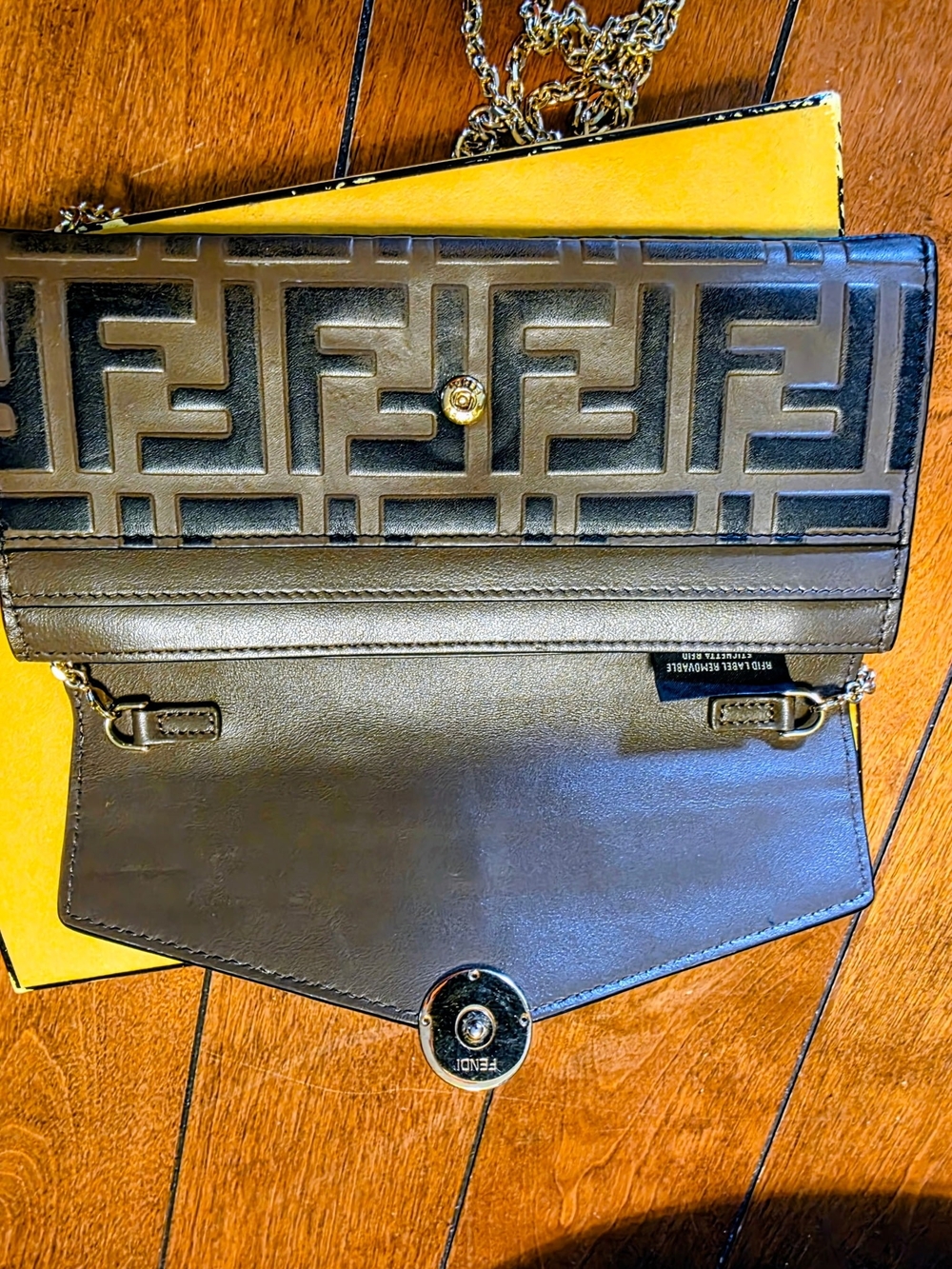 Fendi Brown FF Pattern 1974 Embossed Continental Envelope Wallet Chain - Picture 10 of 10